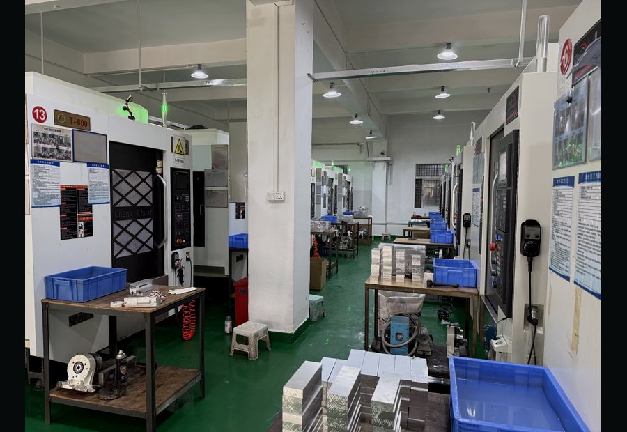LDT 工厂 CNC 加工现场